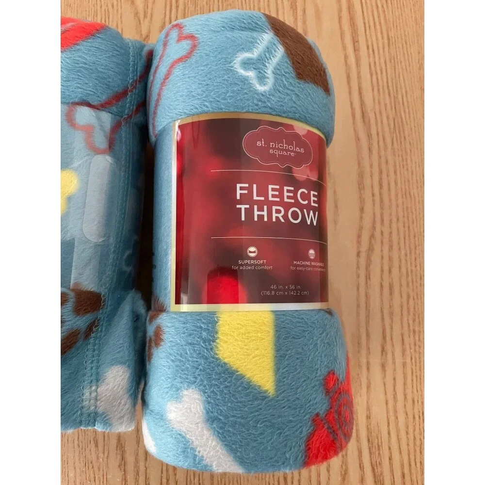 New Doggie Paws Bones Fleece Throw Blanket Super Soft size 46”x56”